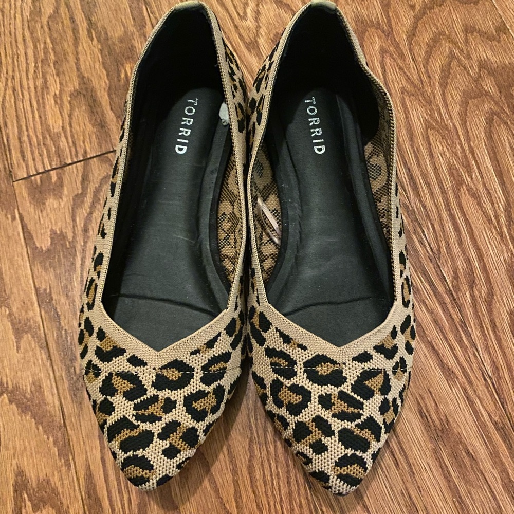 Torrid Leopard Pointed Toe Flats